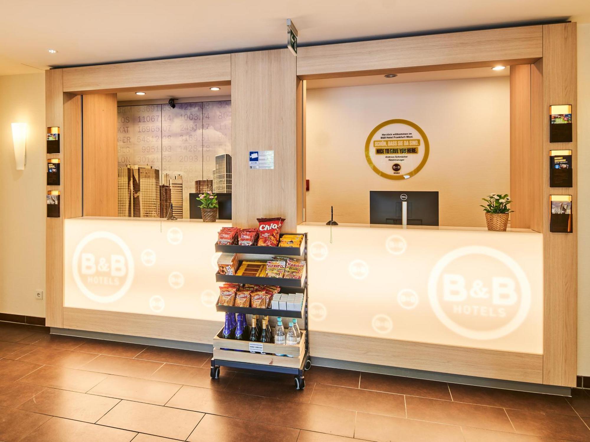 B&B Hotel Frankfurt-West Eschborn Ngoại thất bức ảnh