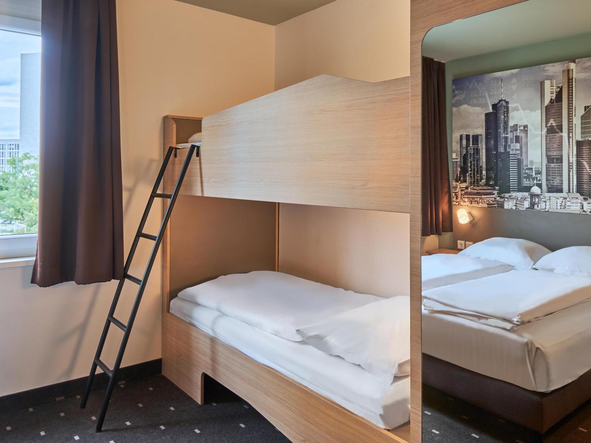 B&B Hotel Frankfurt-West Eschborn Ngoại thất bức ảnh